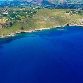 2 bedroom villa with jacuzzi & sea views, near Castellammare del Golfo, sleeps  4-5